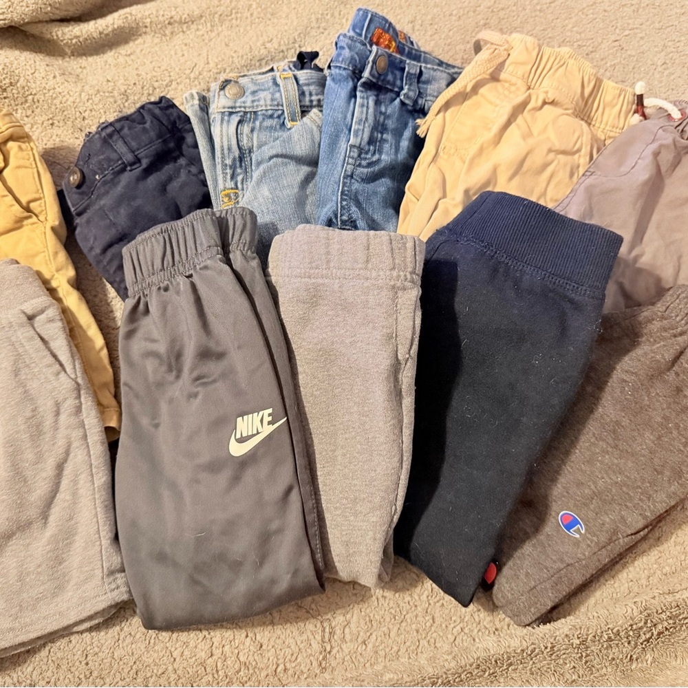 3T Boys Lot. 9 pants 2 shorts. READ DESCRIPTION